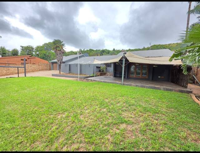 5 BEDROOM HOUSE FOR SALE IN WAVERLEY